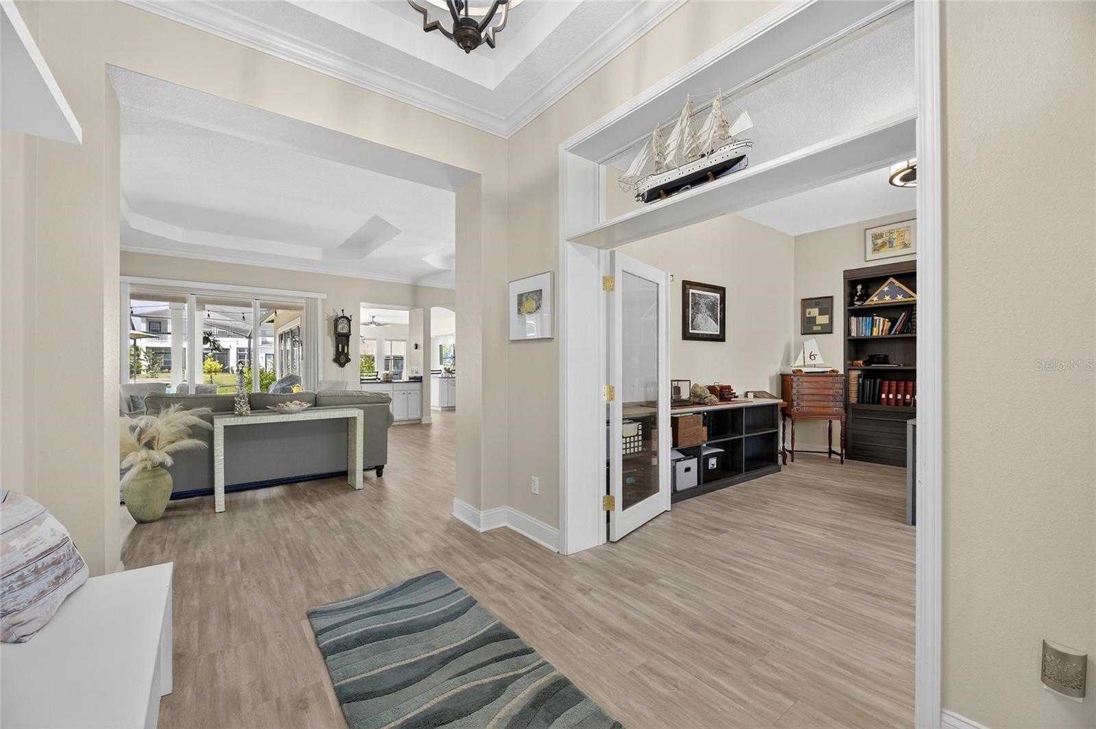 Image 7 of 78 For 617 Islebay Drive