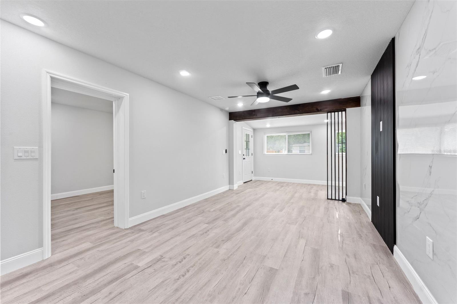 Image 12 of 33 For 10908 Aster Avenue