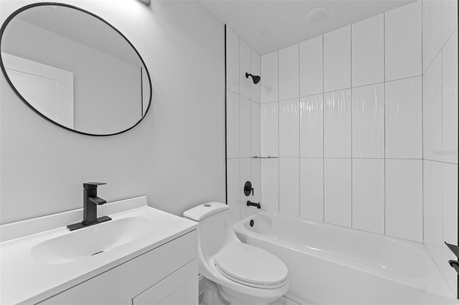 Image 19 of 33 For 10908 Aster Avenue
