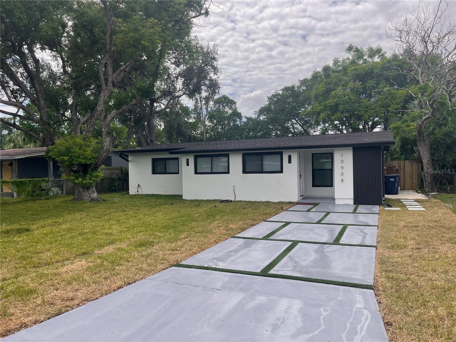 Image 2 of 33 For 10908 Aster Avenue