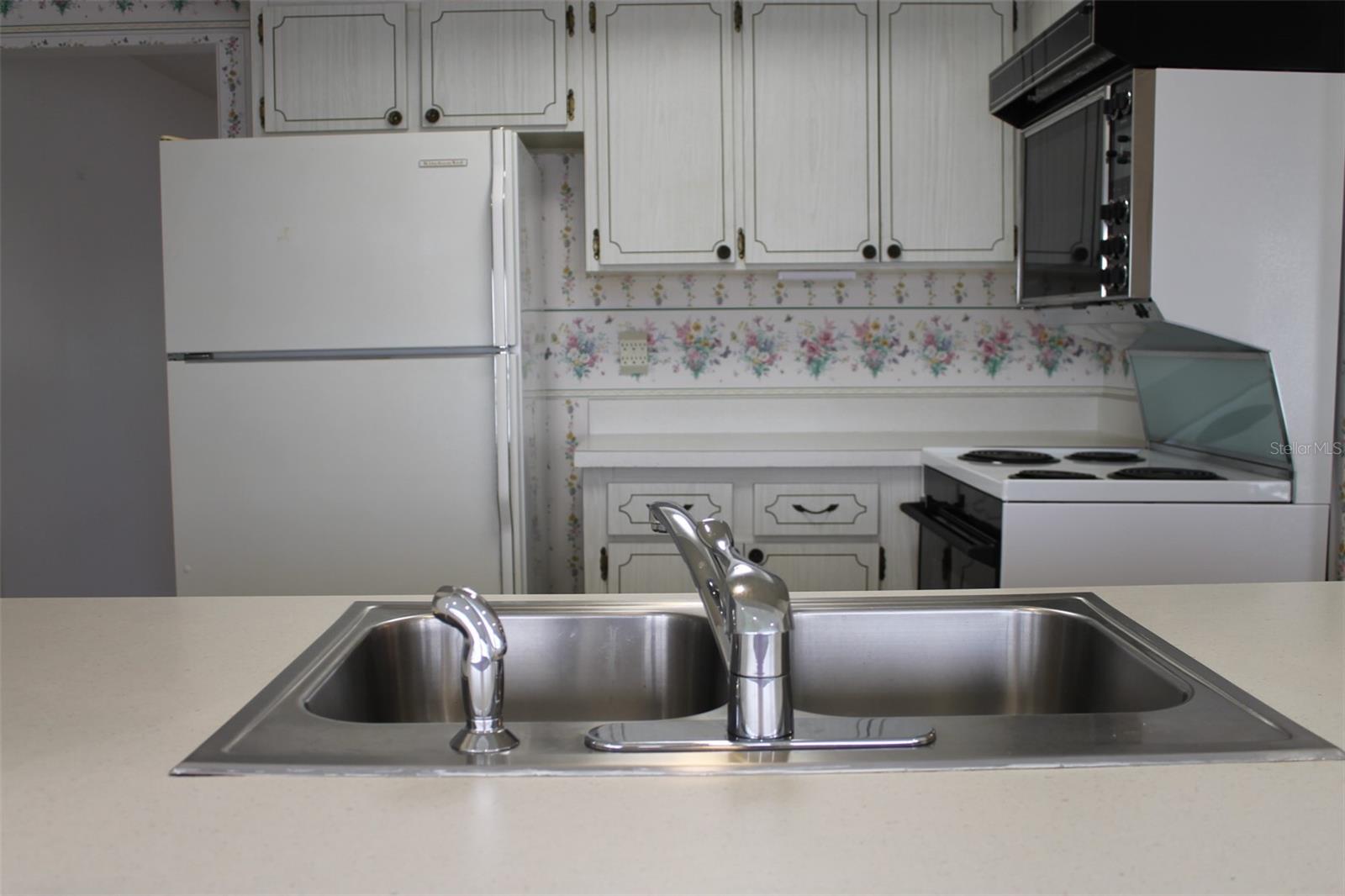 Image 26 of 50 For 9665 Mainlands Boulevard W