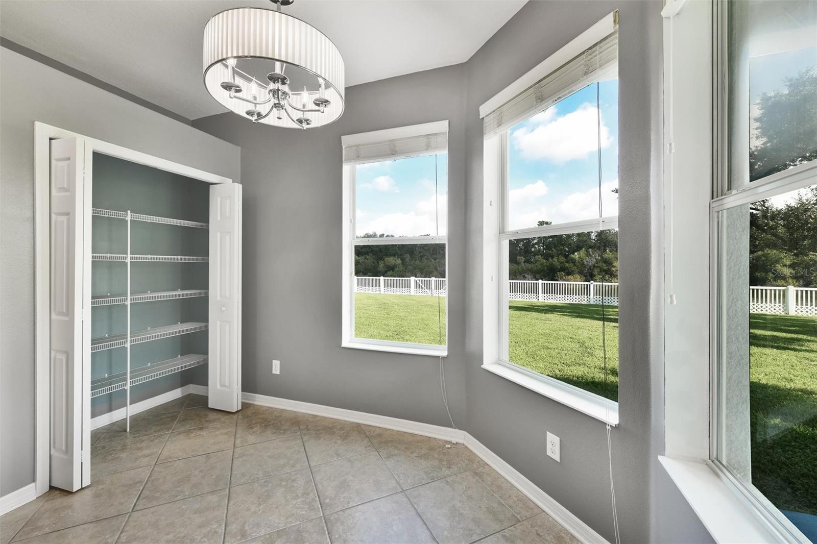 Image 14 of 50 For 7514 Forest Mere Drive