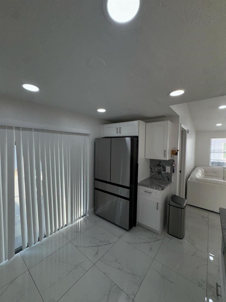Image 4 of 6 For 9219 Spy Glass Court