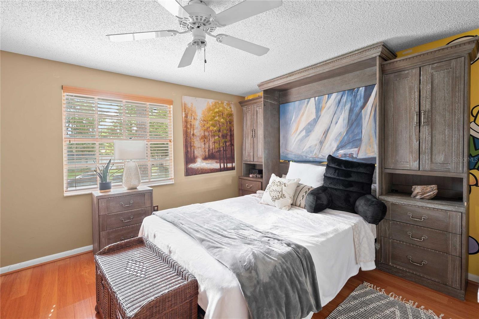 Image 33 of 40 For 12910 Lazy Pine Place