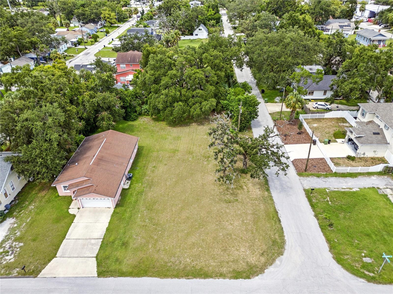 Image 8 of 21 For 301 Kentucky Avenue