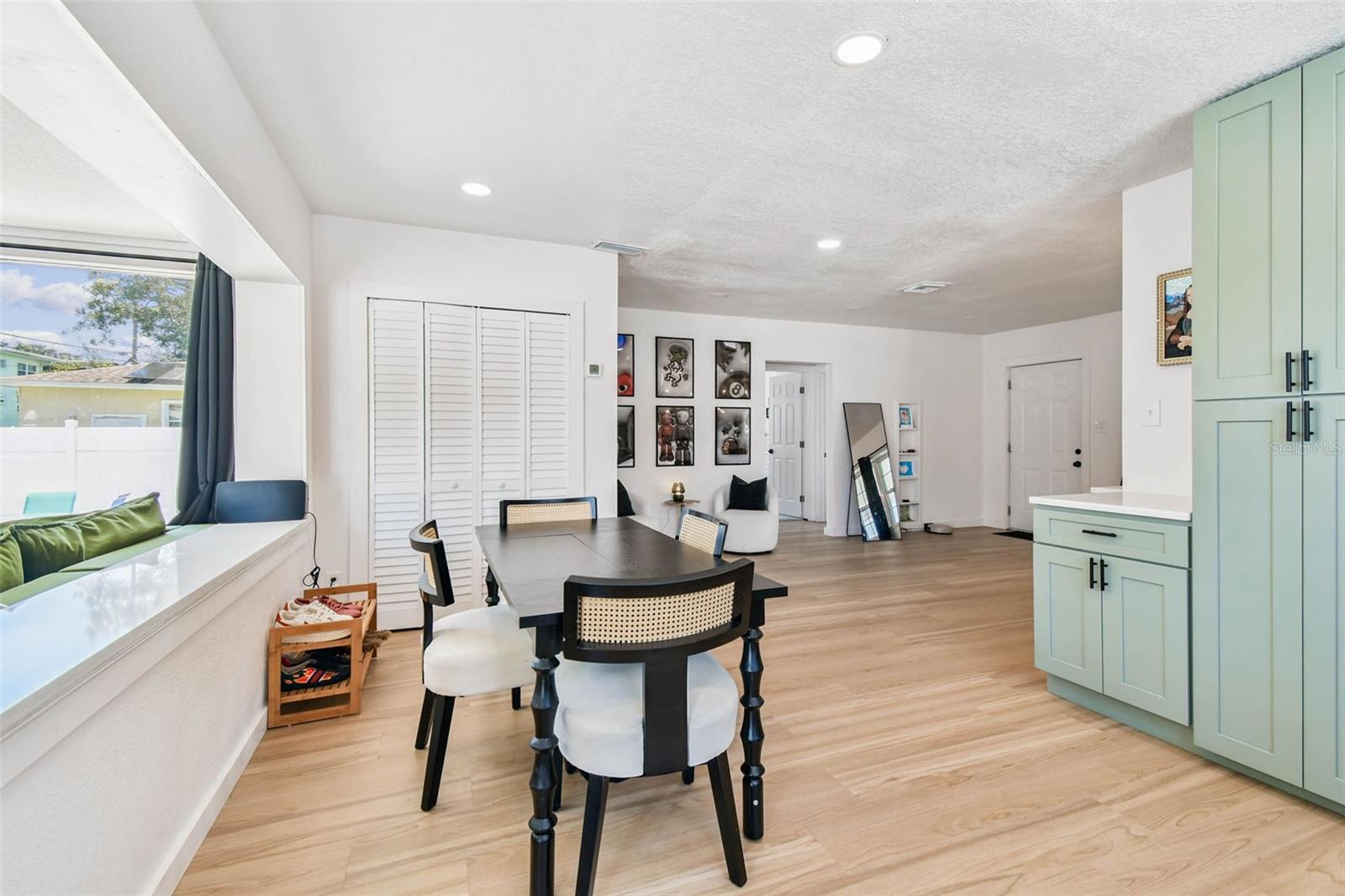 Image 10 of 37 For 4728 9th Avenue N