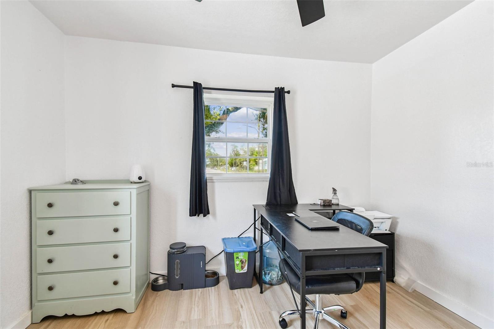 Image 29 of 37 For 4728 9th Avenue N