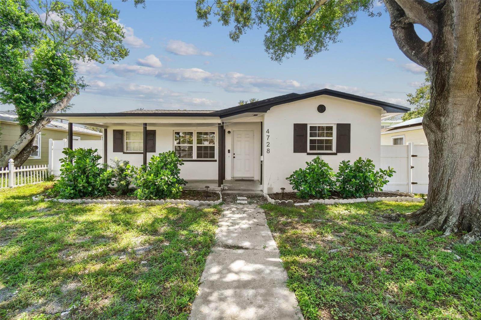 Image 4 of 37 For 4728 9th Avenue N