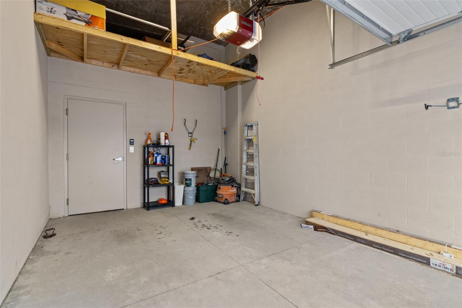 Image 35 of 58 For 146 4th Avenue Ne 302