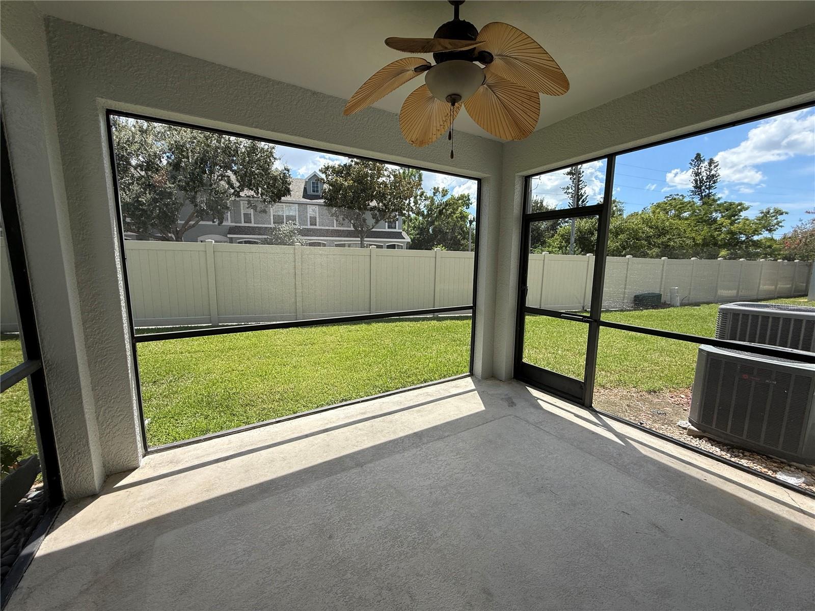 Image 6 of 19 For 4742 68th Terrace N