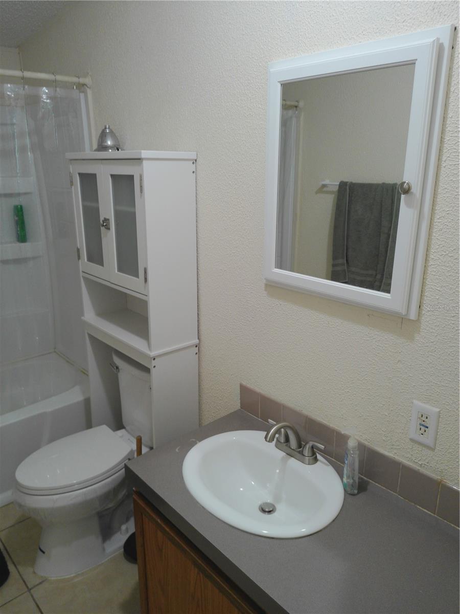 Image 22 of 26 For 11113 Black Walnut St Street