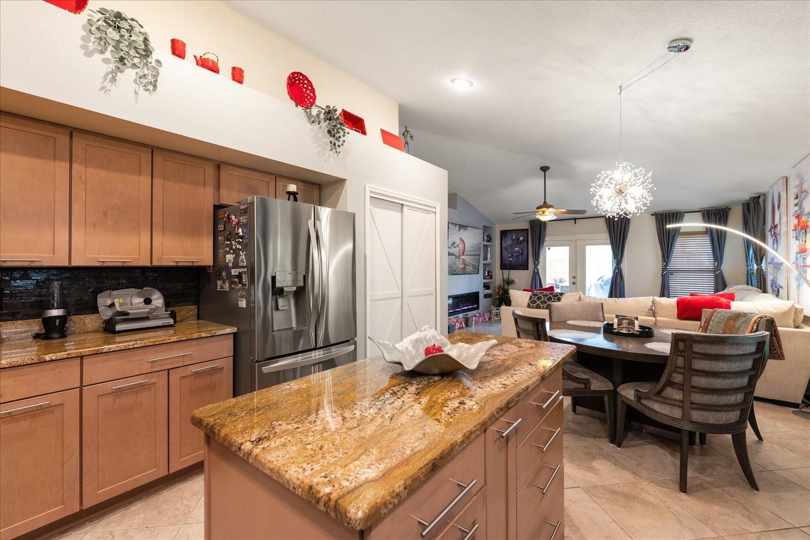 Image 11 of 35 For 12518 Midpointe Drive