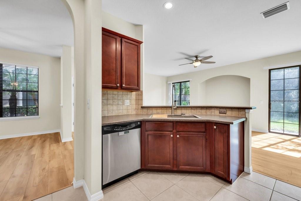 Image 14 of 37 For 5610 Kingletsound Place