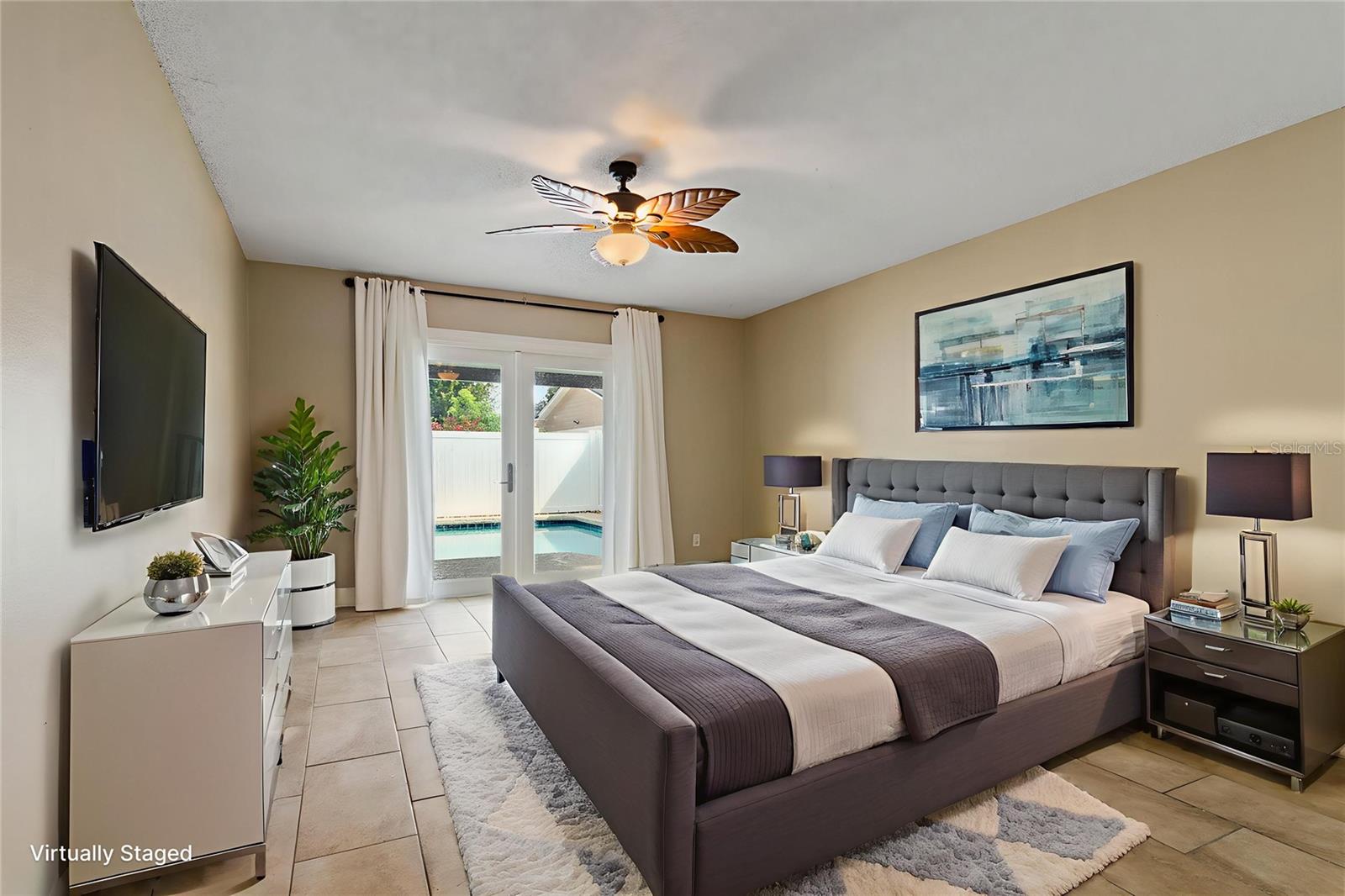 Image 22 of 46 For 14918 Old Pointe Road