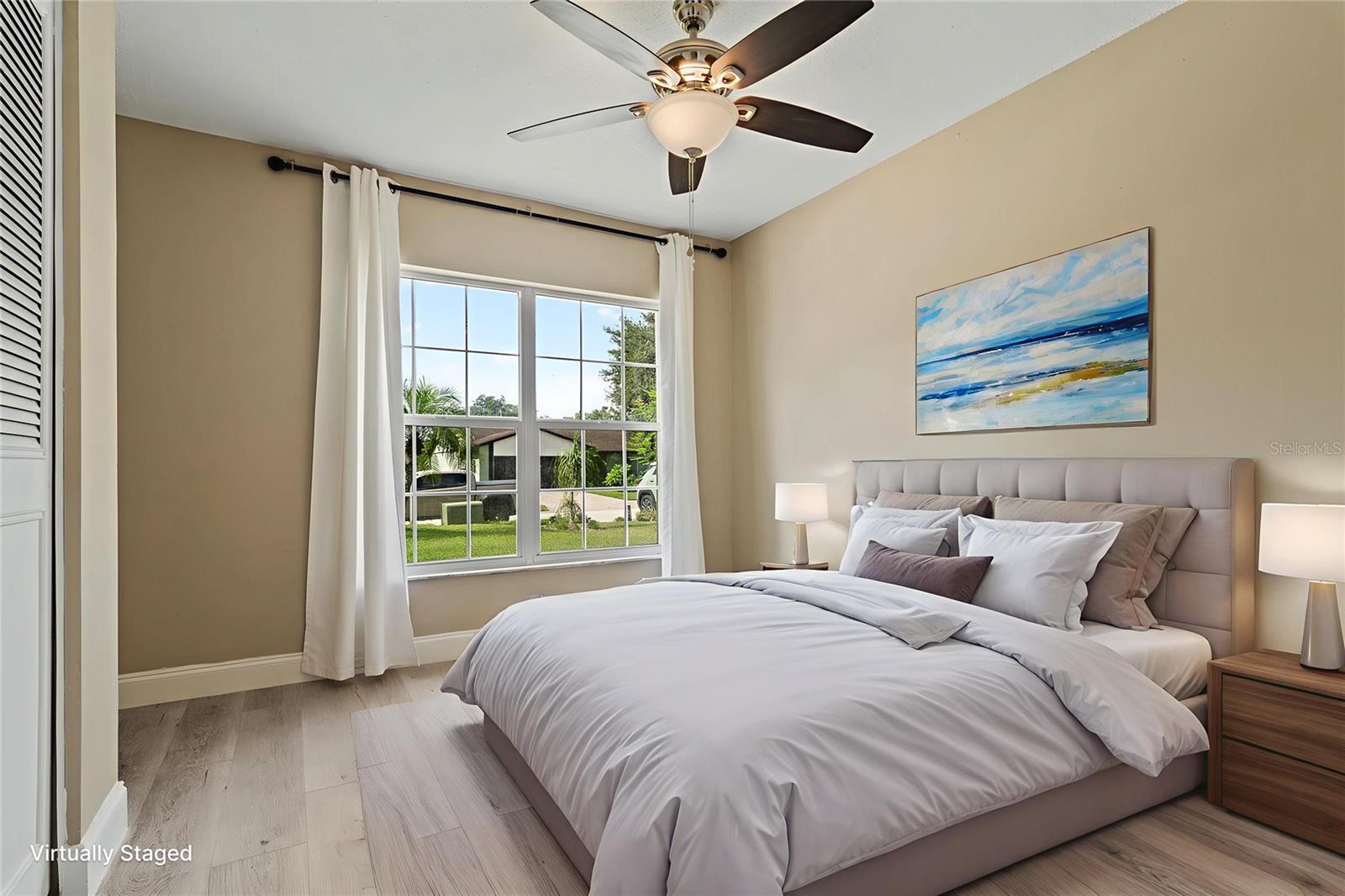 Image 28 of 46 For 14918 Old Pointe Road