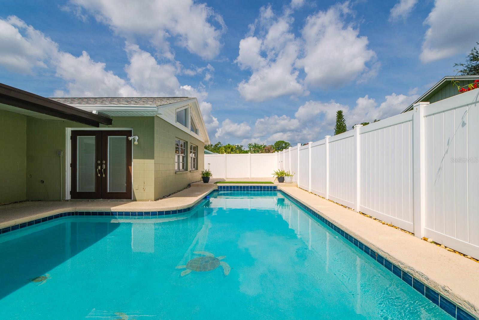 Image 37 of 46 For 14918 Old Pointe Road