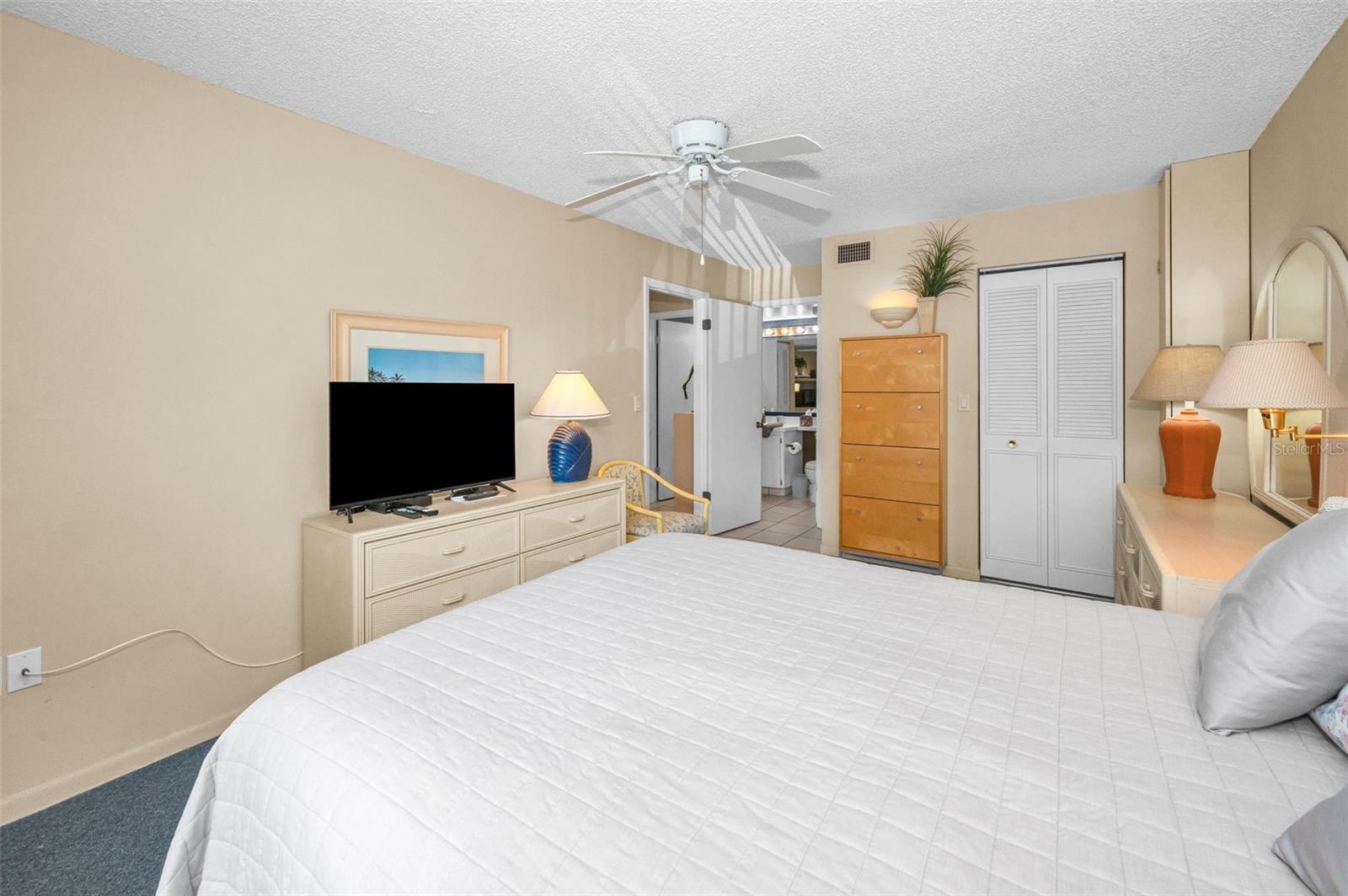 Image 29 of 63 For 2642 Pine Ridge Way S D2