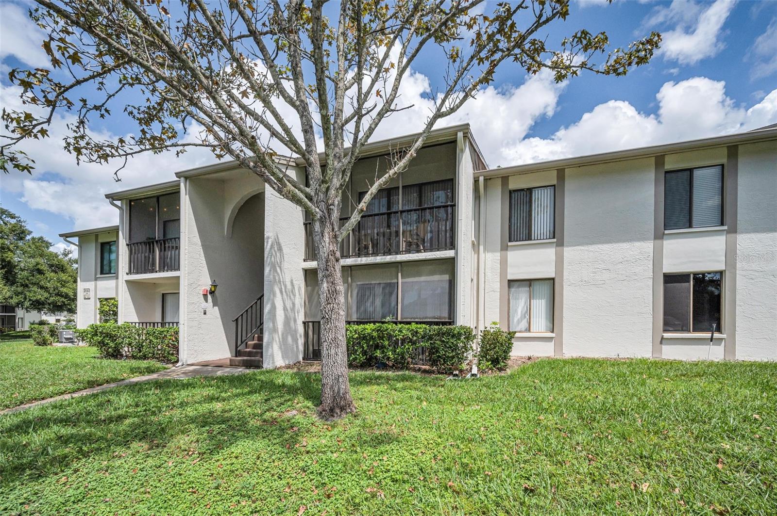 Image 5 of 63 For 2642 Pine Ridge Way S D2