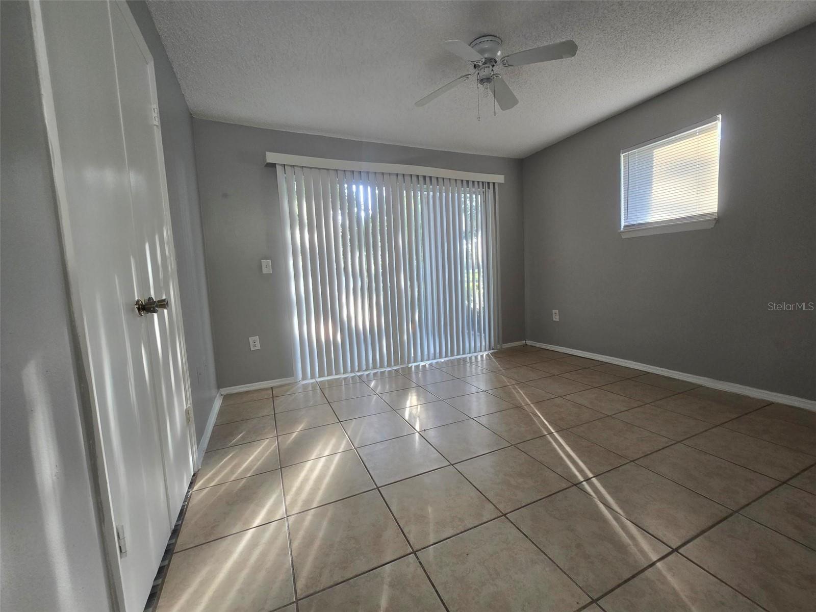 Image 8 of 15 For 10122 Winsford Oak Boulevard 406