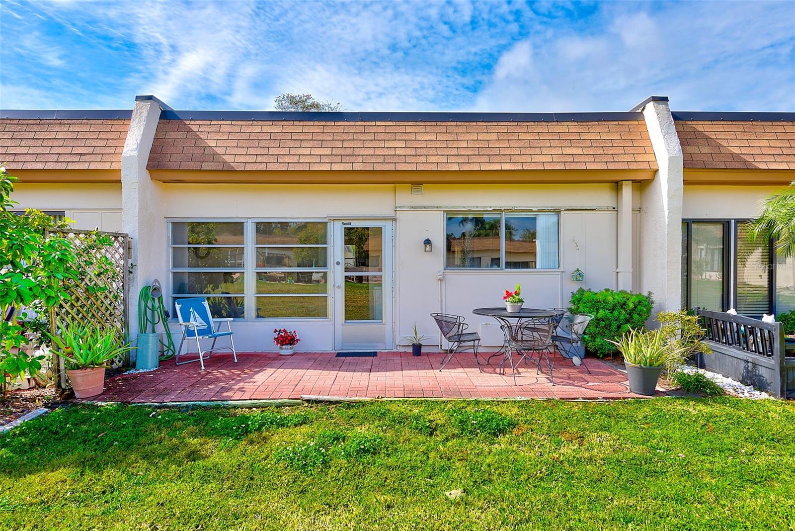 Image 22 of 34 For 1619 Mission Hills Boulevard