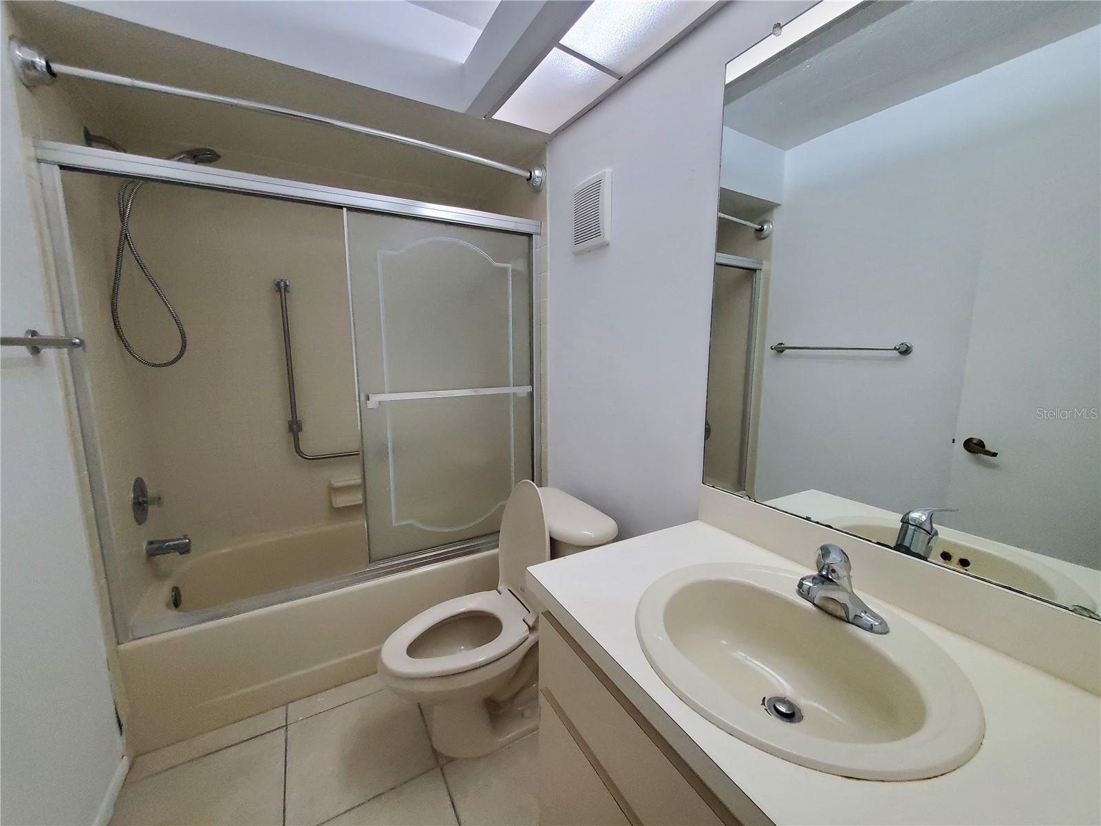 Image 11 of 14 For 3590 Magnolia Ridge Circle 1121 (g)