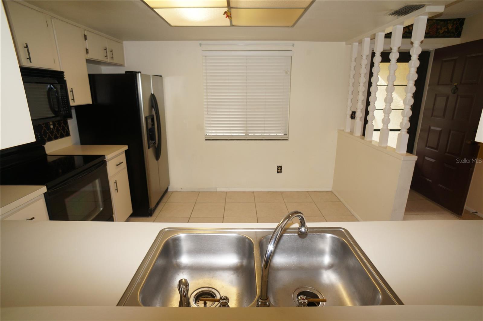 Image 4 of 14 For 3590 Magnolia Ridge Circle 1121 (g)