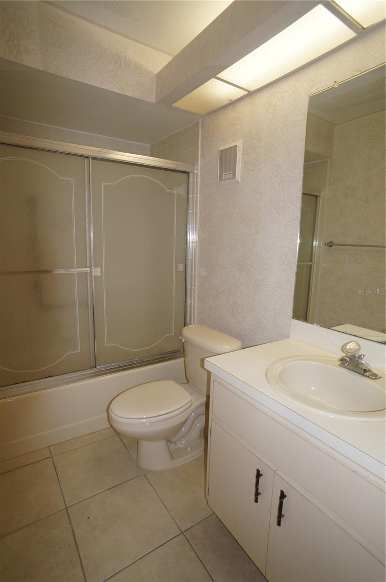 Image 5 of 14 For 3590 Magnolia Ridge Circle 1121 (g)