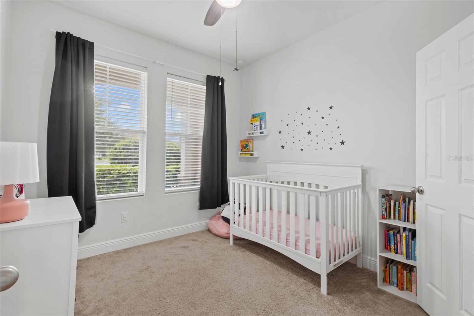 Image 26 of 48 For 15133 Caravan Avenue
