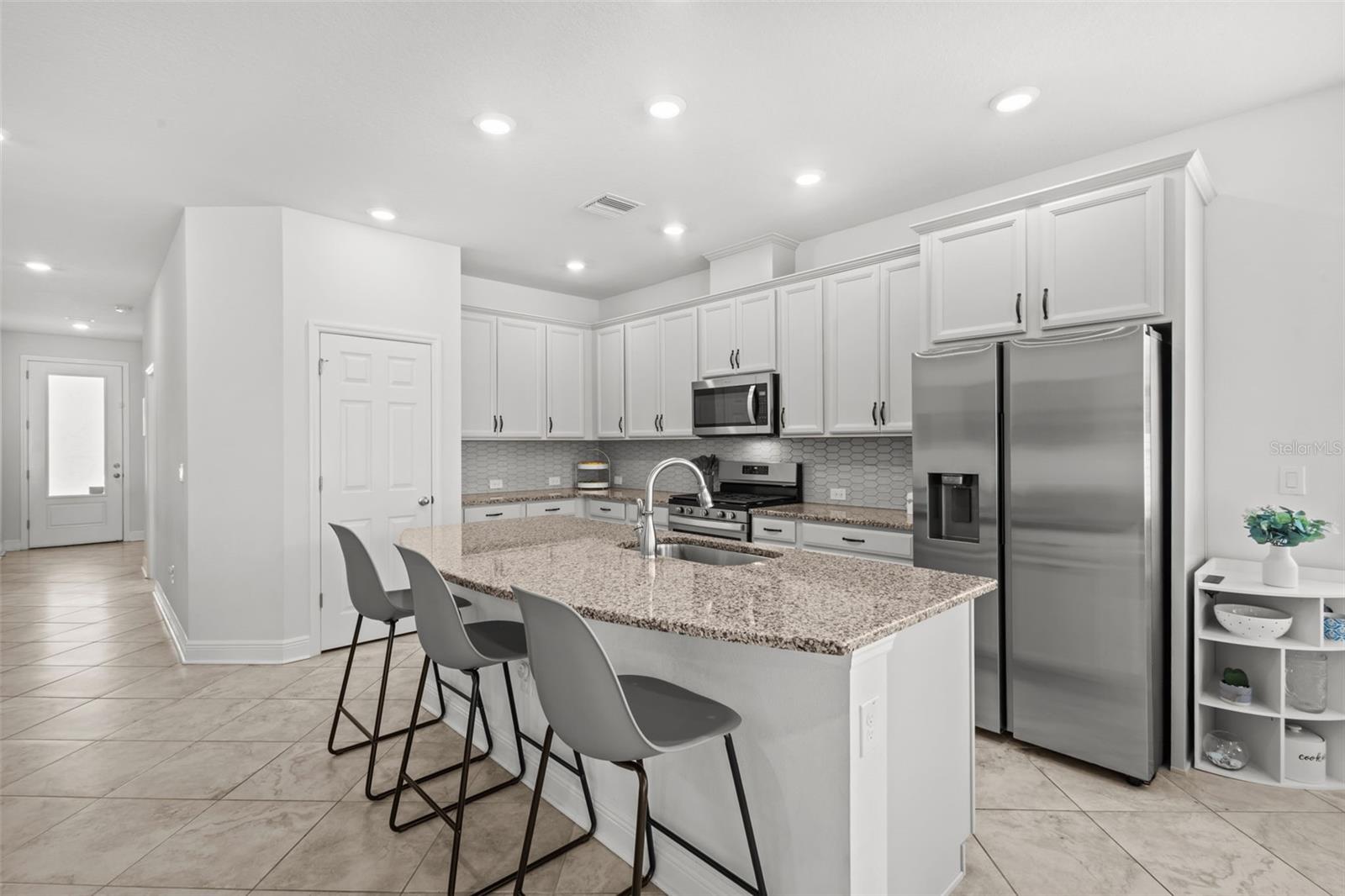 Image 3 of 48 For 15133 Caravan Avenue