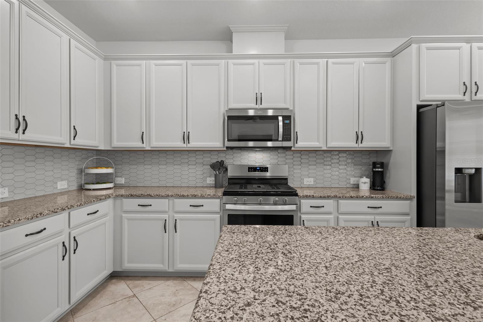 Image 9 of 48 For 15133 Caravan Avenue