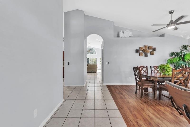 Image 2 of 16 For 4932 Ridgemoor Circle