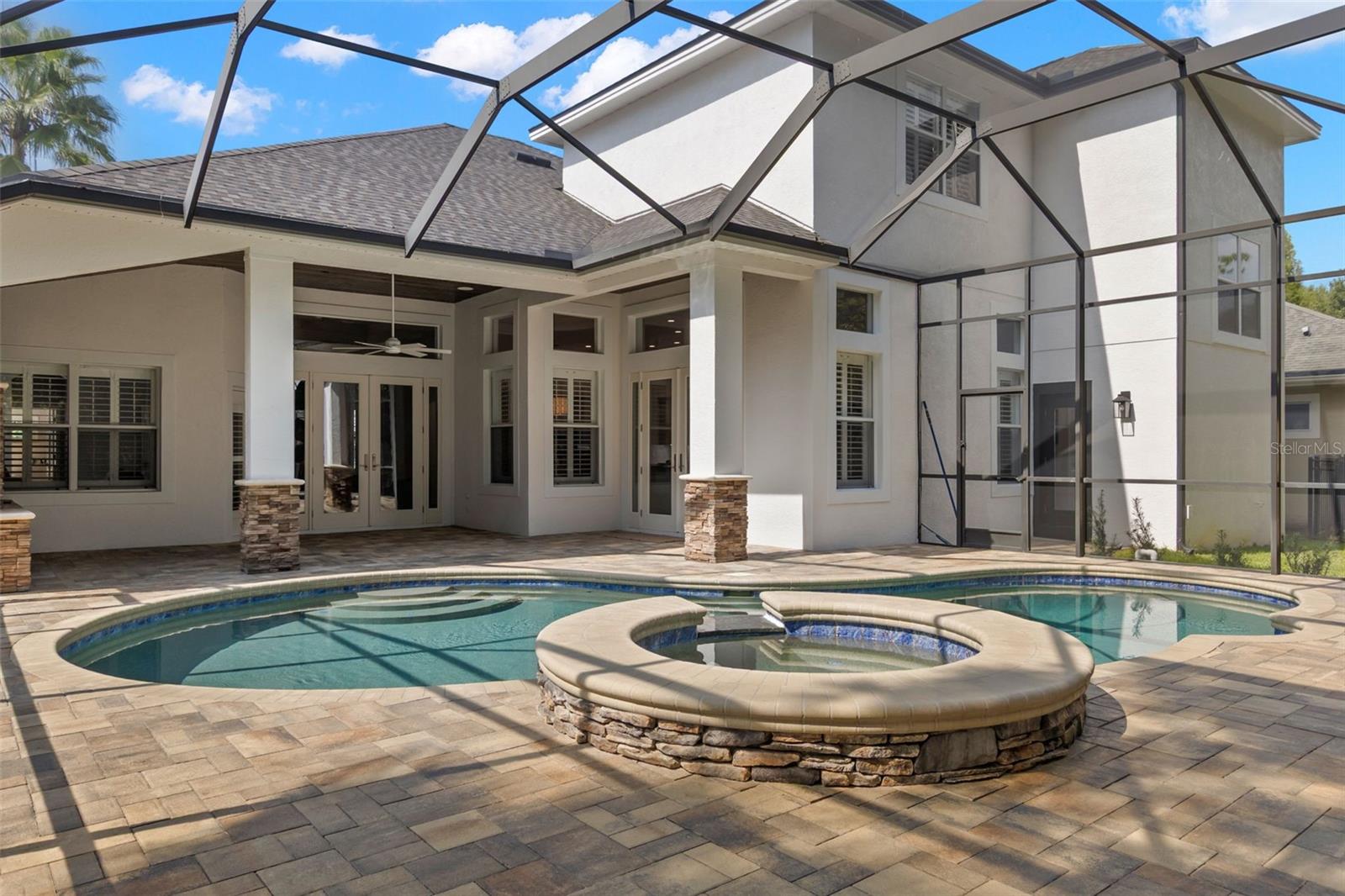 Image 20 of 56 For 11918 Mandevilla Court