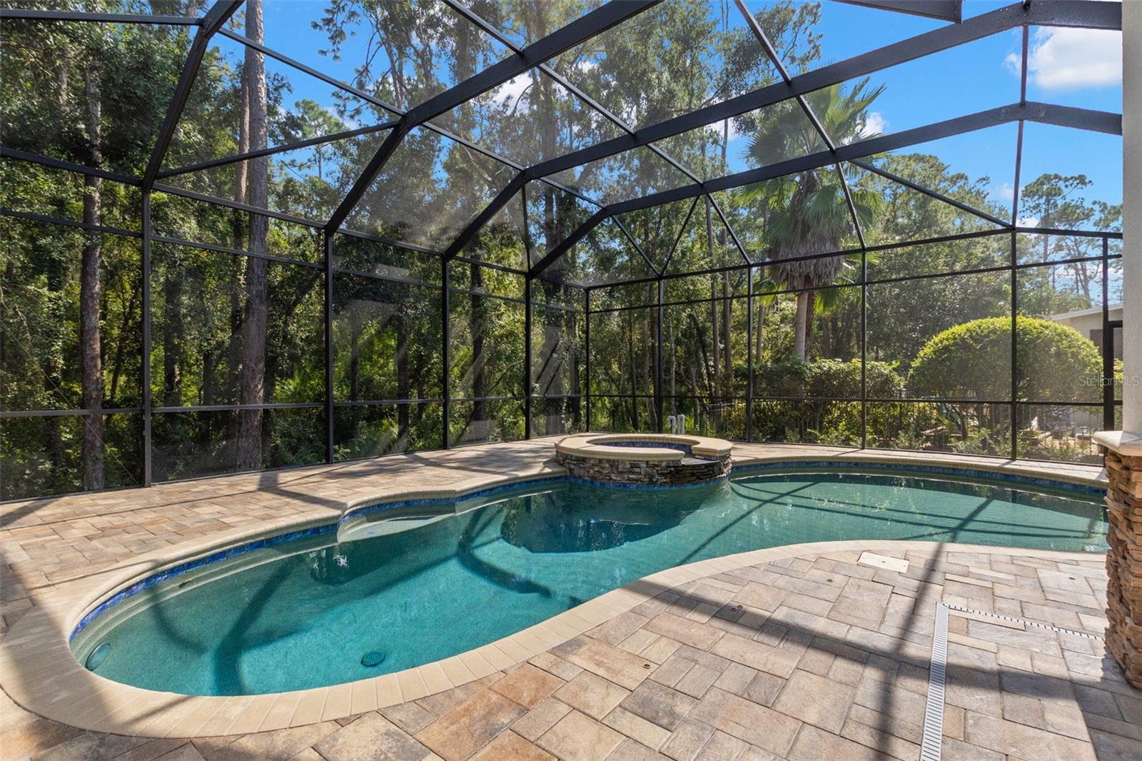 Image 21 of 56 For 11918 Mandevilla Court
