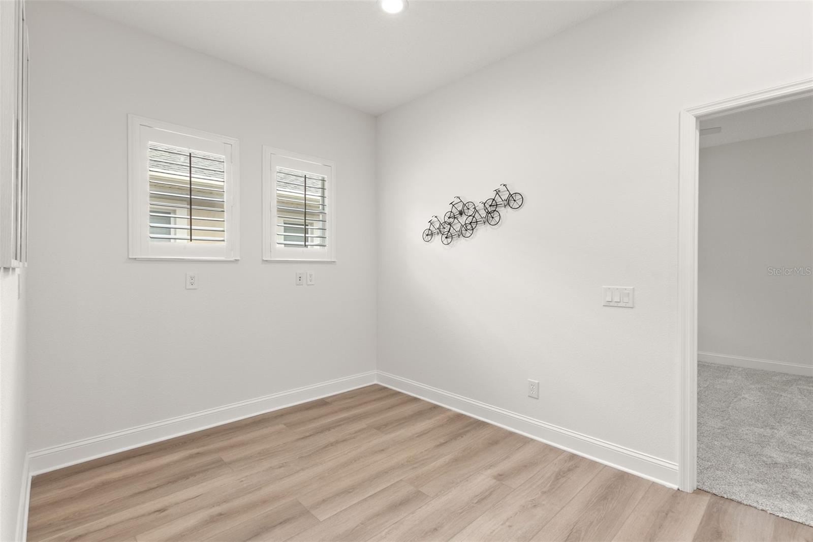 Image 36 of 56 For 11918 Mandevilla Court