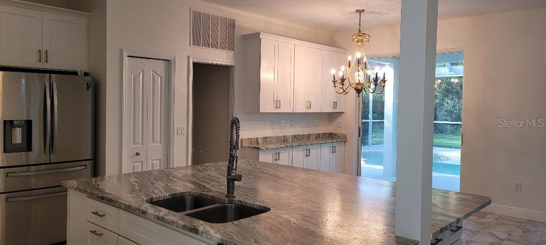 Image 3 of 16 For 4802 Tea Rose Court