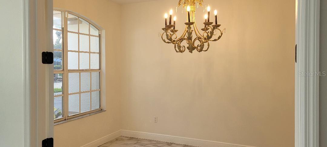 Image 5 of 16 For 4802 Tea Rose Court
