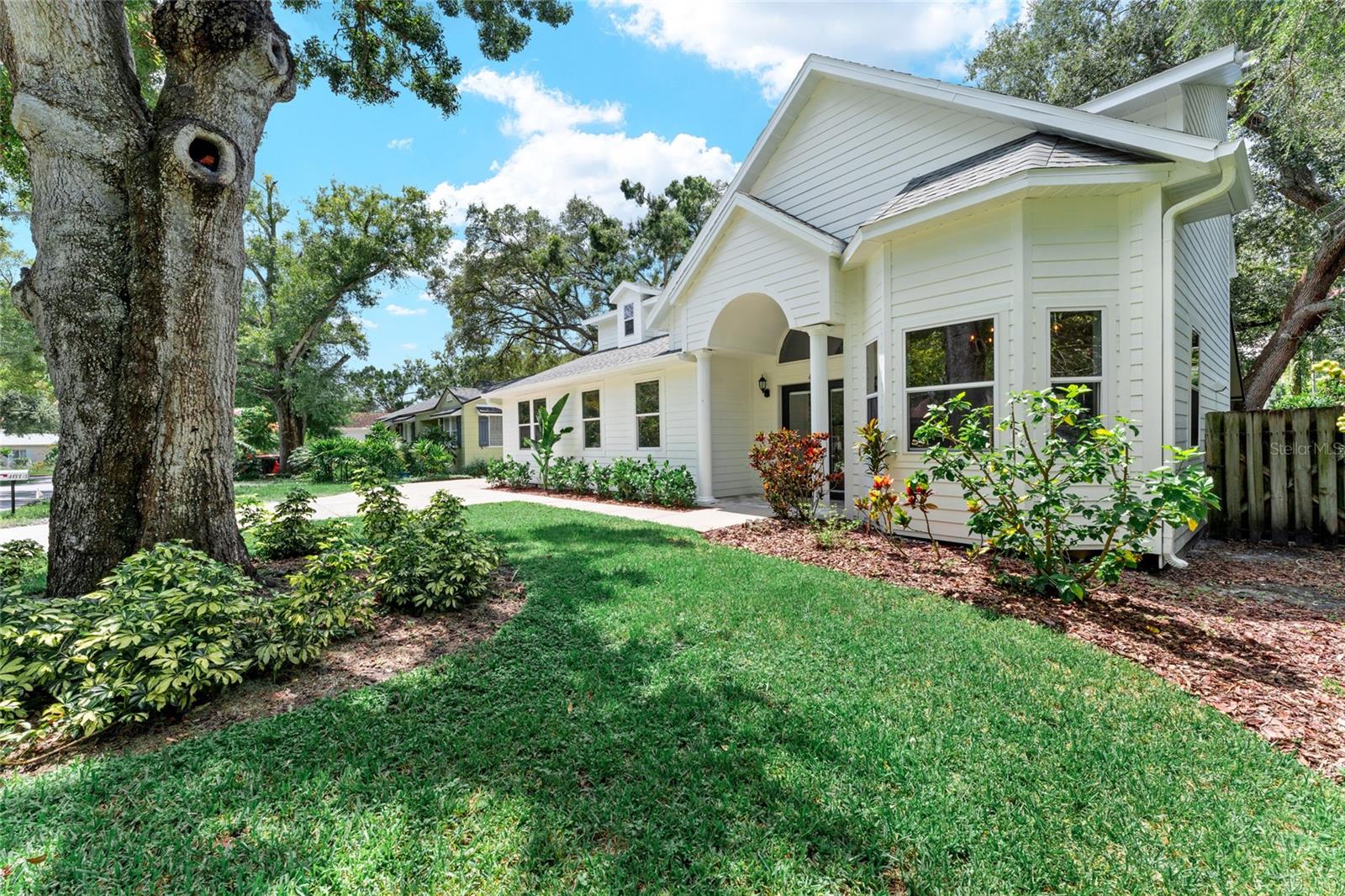 Image 3 of 70 For 4613 Matanzas Avenue S