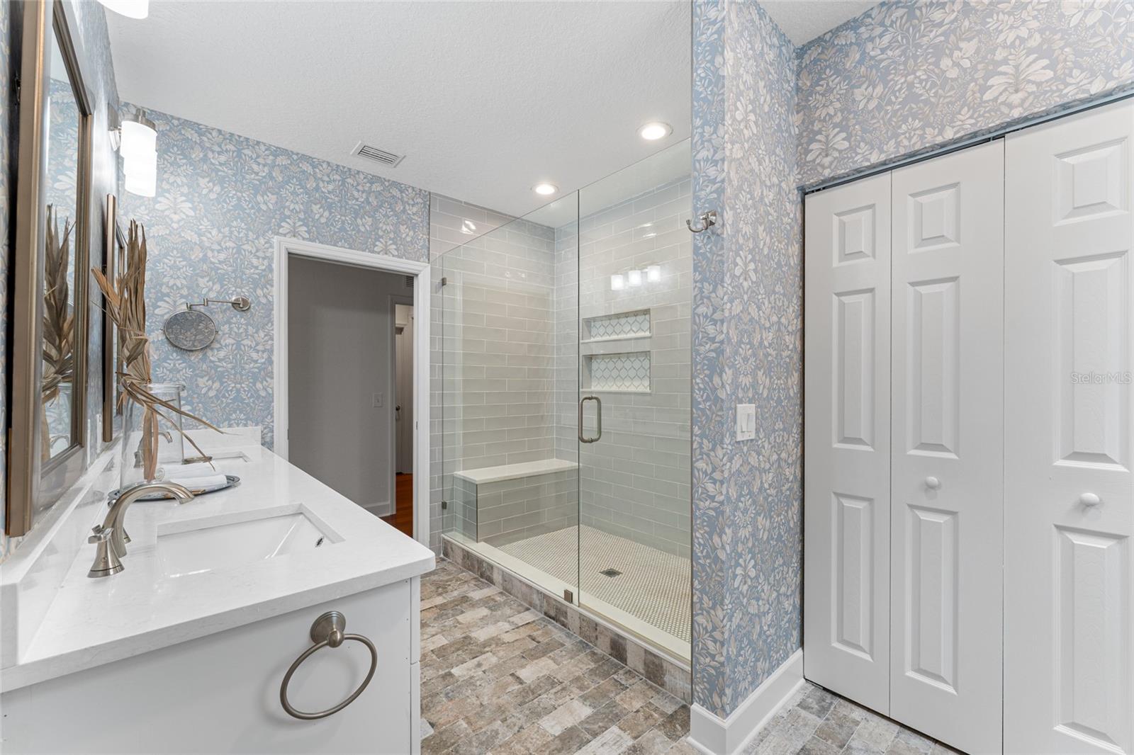Image 34 of 70 For 4613 Matanzas Avenue S