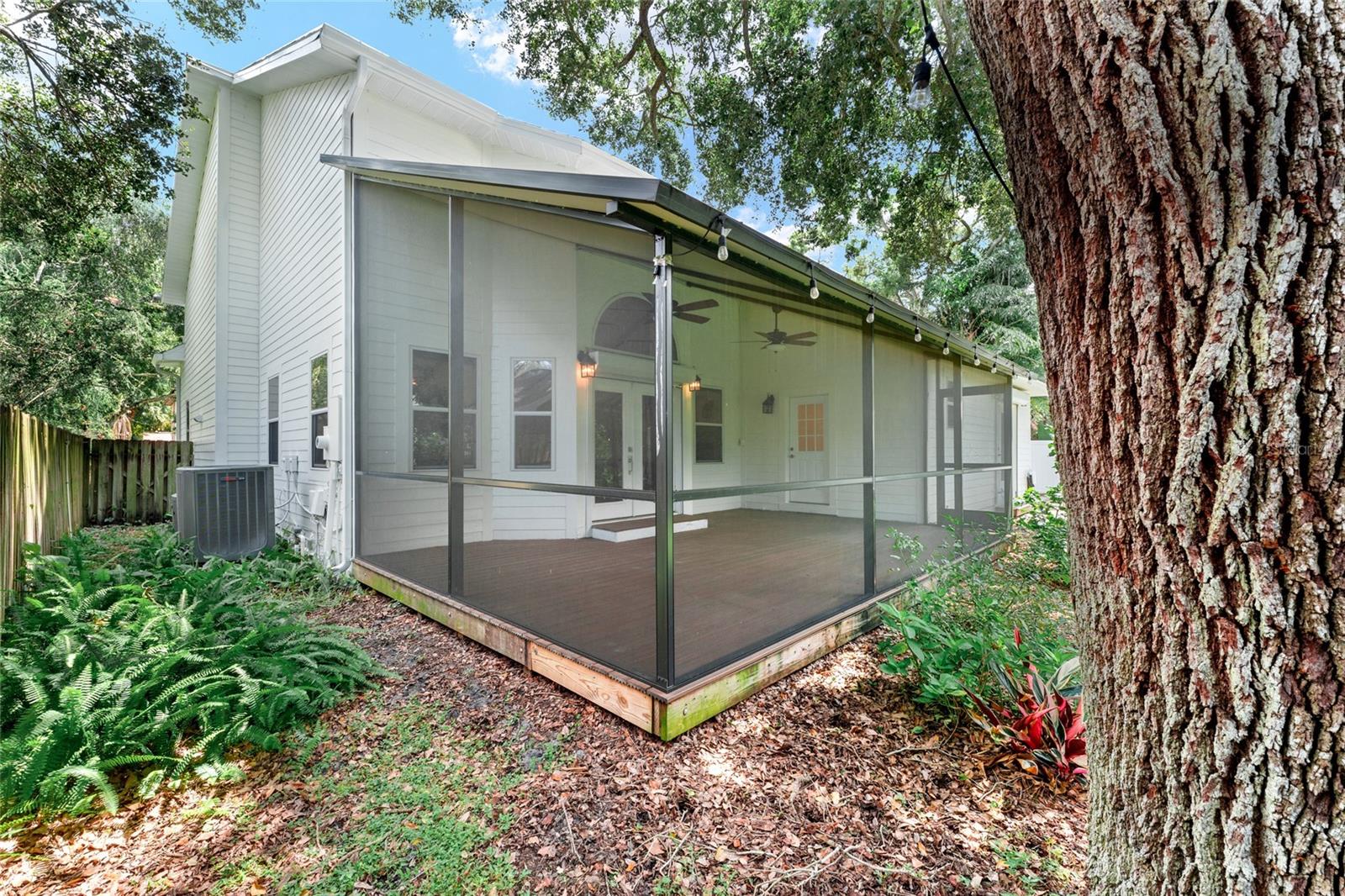 Image 61 of 70 For 4613 Matanzas Avenue S