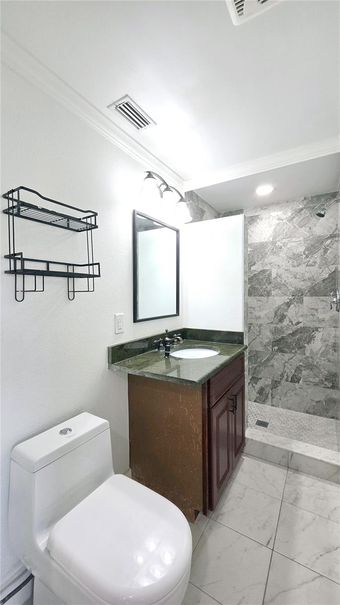 Image 32 of 46 For 3611 Wisperbreath Ln