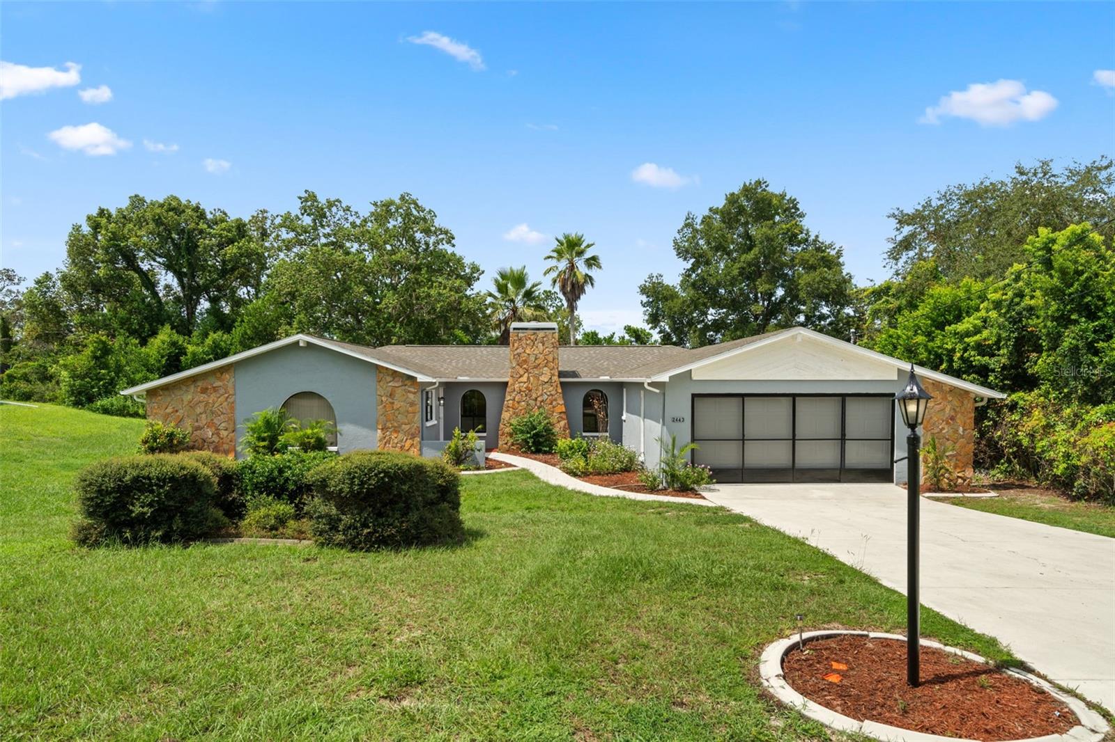 Image 3 of 63 For 2443 Glenridge Drive