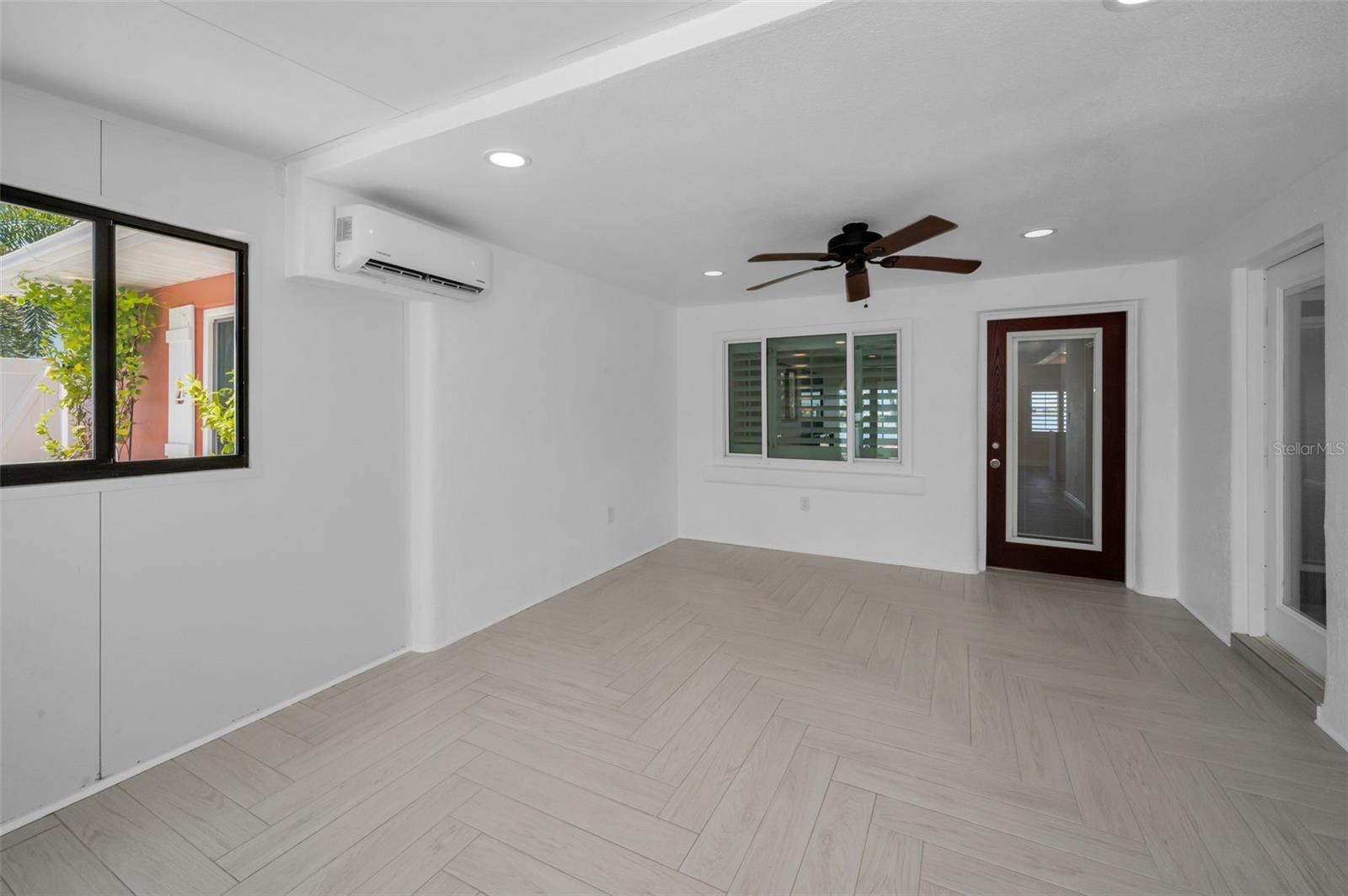 Image 15 of 96 For 14223 Parsley Drive