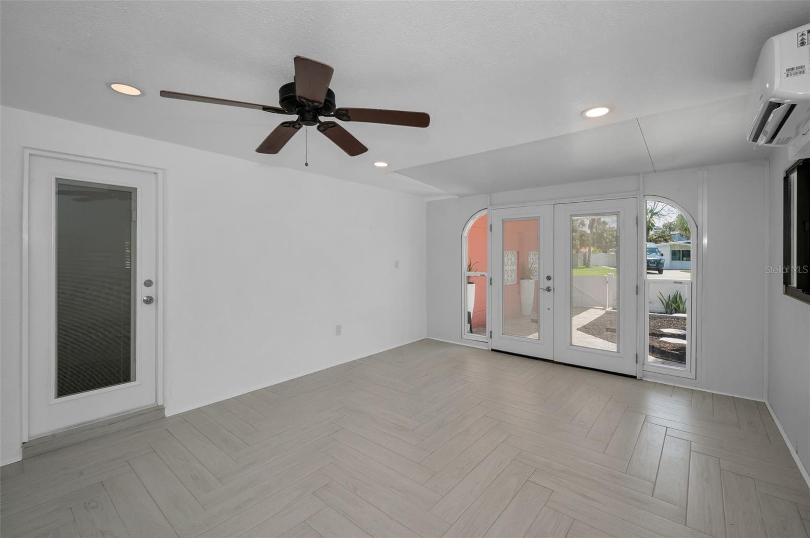 Image 17 of 96 For 14223 Parsley Drive