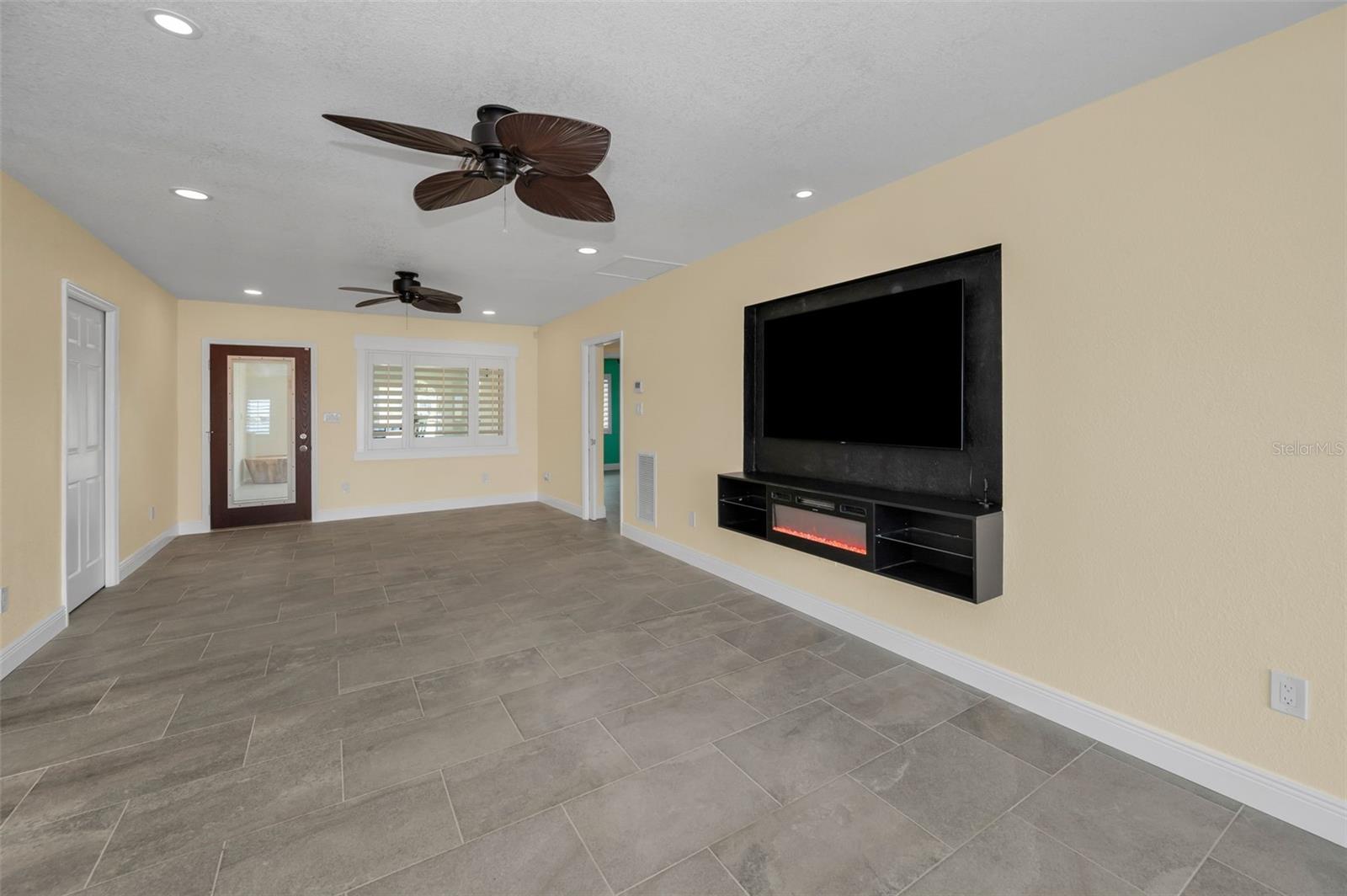 Image 22 of 96 For 14223 Parsley Drive