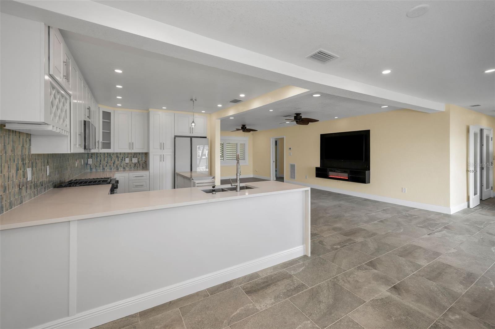 Image 33 of 96 For 14223 Parsley Drive