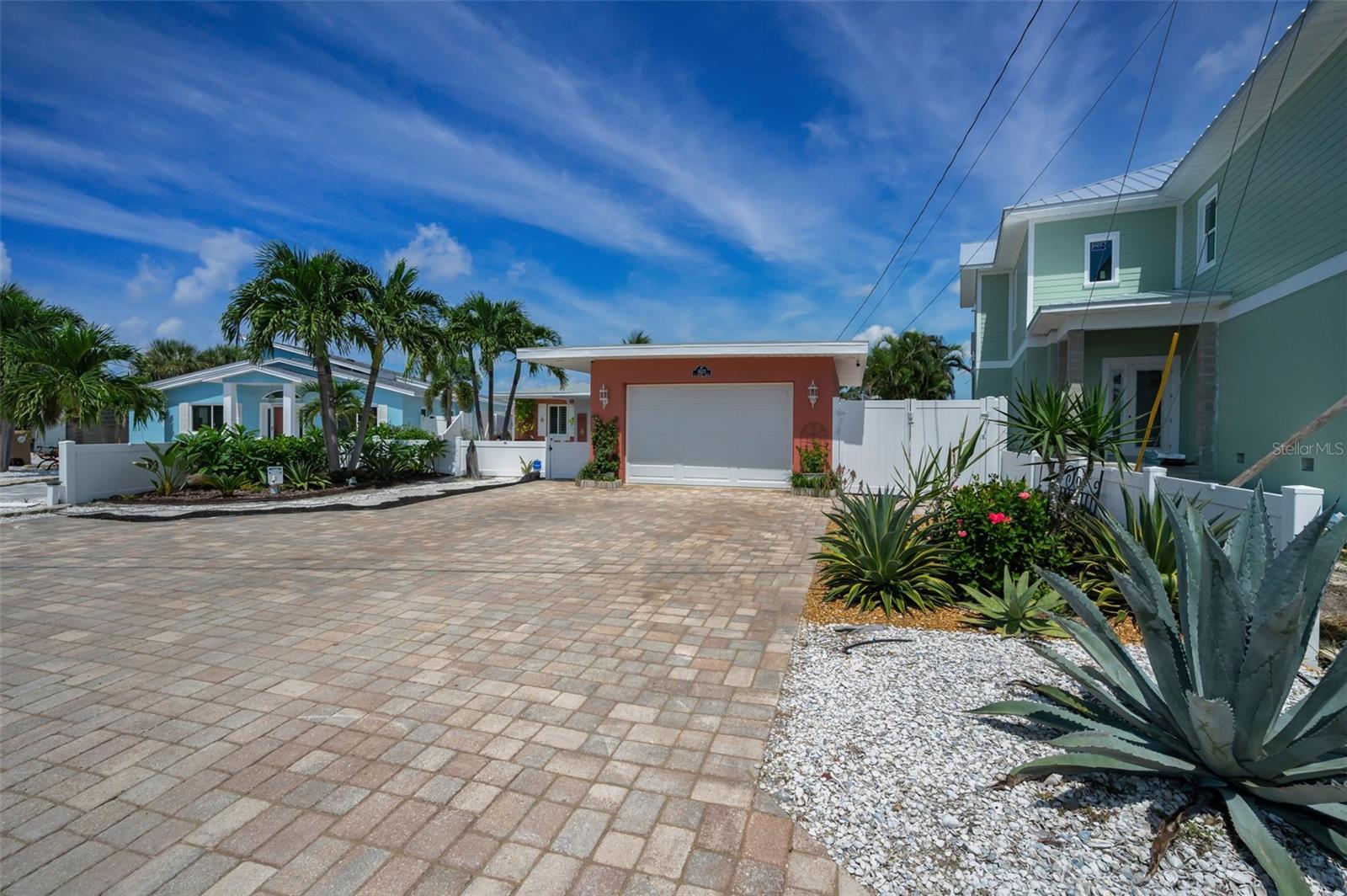 Image 5 of 96 For 14223 Parsley Drive