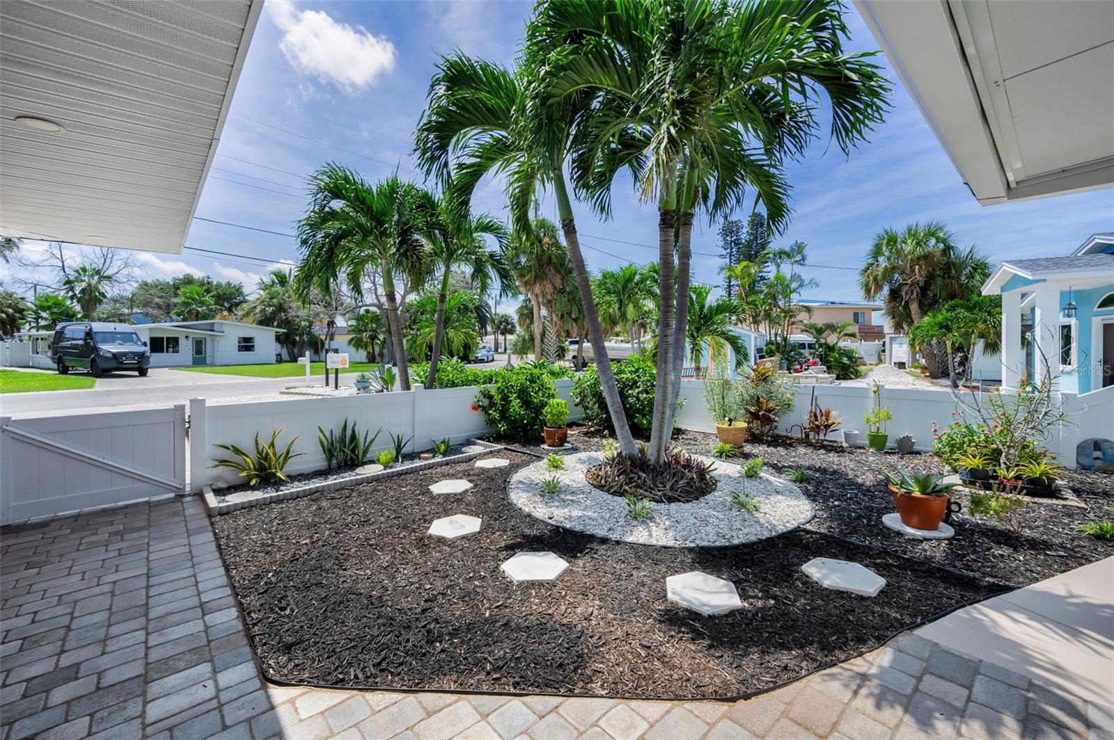 Image 9 of 96 For 14223 Parsley Drive