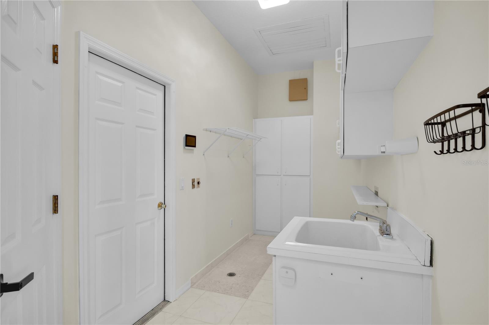 Image 48 of 66 For 3415 Bridgefield Drive