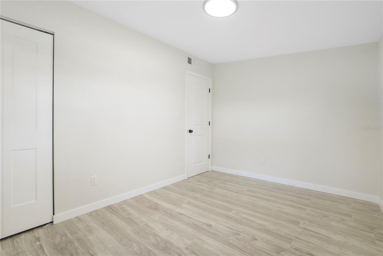 Image 15 of 22 For 6817 Larmon Street