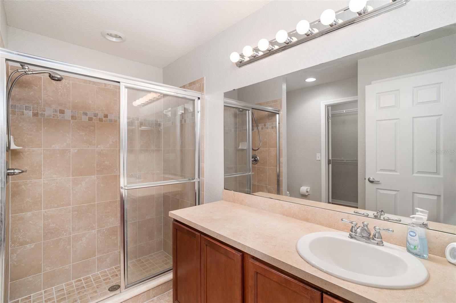 Image 19 of 33 For 11342 Southwind Lake Drive